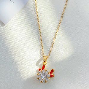 Zircon rotating dragon necklace